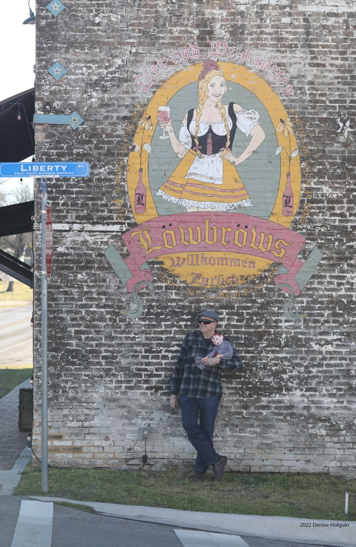 Finnegan visits Pilot Point, Texas!